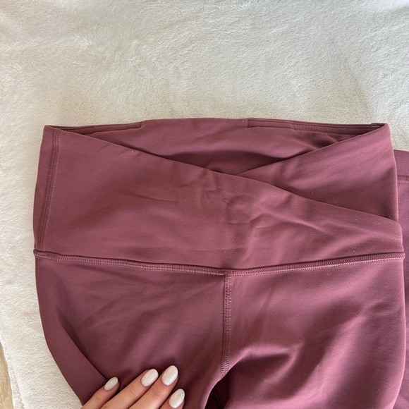 Lululemon Crossover Leggings - Picture 2 of 2